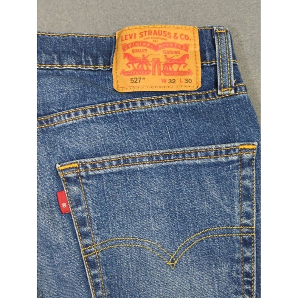 Levi's Jeans Men's 32x30 Fits 32x28 Blue 527 Slim Fit Boot Cut Denim